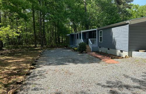 Cozy New Mfd Home near Lake Norman - Foto 14