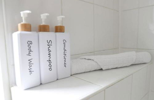 Elegant & Serene 3-BR Retreat Minutes from Heathrow Airport-London- Slough central-Legoland-Ascot-Windsor for Contractors-Families-Relocators-Businesses - Foto 41