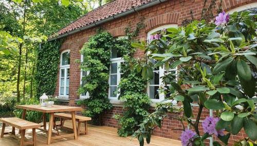 NEU! Alte Schule Jarnsen Klassenzimmer - Photo 2