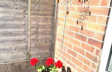 Spacious 3 Bedroom House - Sleeps 5 - Foto 61