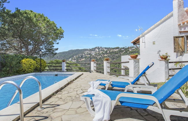 Villa on a Hill With Private Pool - Foto 17