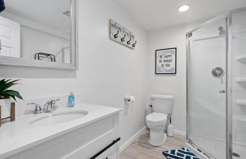 The Gameroom on Madison - Large Home Accommodates 12 Guests (102 Madison Ter) - Foto 64