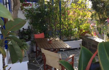 Anna's Studio - Photo 26