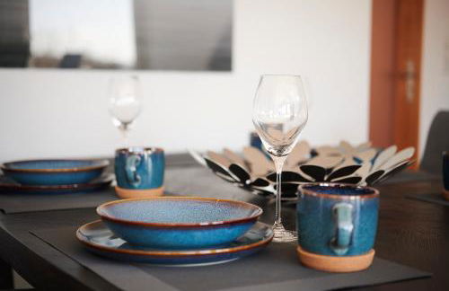 Lichtdurchflutende Wohnoase-Stilvoll-ruhig-kostenloser Parkplatz- 24-7 Self Check-in, bis zu 5 Personen, sehr geräumig - Foto 2