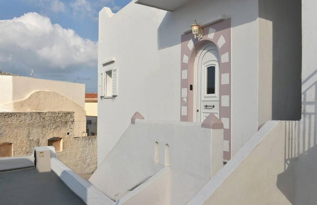 The Local House in Paros - Photo 21