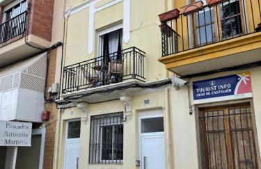Centrally Located Spacious Private Apartment BuenaVista in Grao with Rooftop - Photo 23