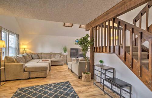 Family-Friendly Aurora Vacation Rental with Yard! - Foto 4