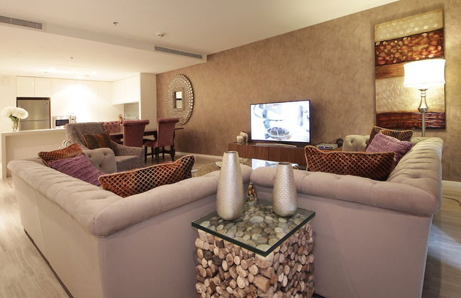 1 Bedroom Apartment in D1 Tower - Photo 8