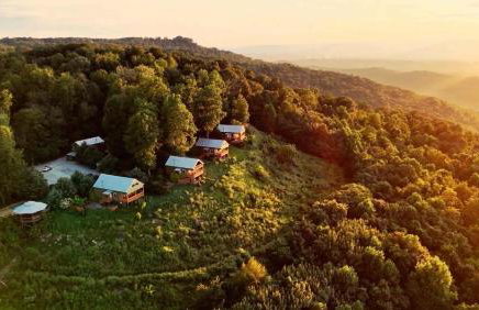 The Summit - 4 cabin getaway for 20 guests with views - Foto 60