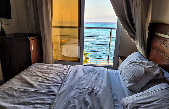 Luxury Apartment 3BR & Full Sea View - Photo 1