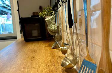 Wohlfühloase mit Pool, Kamin & großer Terrasse - Foto 12