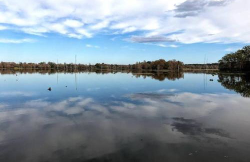 Bay Dreamer Custom Lakefront House, Boathouse and - Foto 32