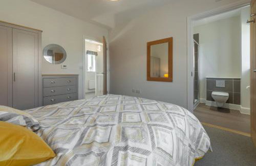 Samphire House - Photo 21