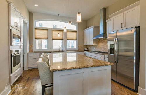 THE PAINTED MUSE I Stylish 3BR with Rooftop Hot Tub in East Nashville - Foto 6