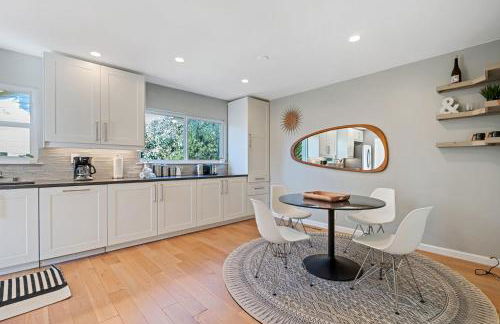 @ Marbella Lane - Chic Abode w/Mountain Skyline - Foto 6