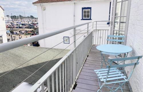 Stylish Cottage with Quay and River View - Foto 15