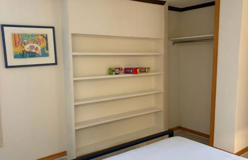 Seattle-Queen Anne--7 BR 3 BA--One Block to SPU - Foto 60