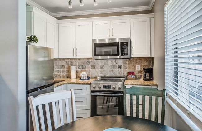 Tropical Beach Resorts - Photo 65