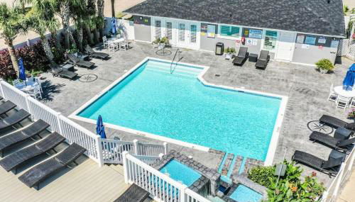 Coastal Paradise Condo with 2 Bedrooms and Pool - Foto 3