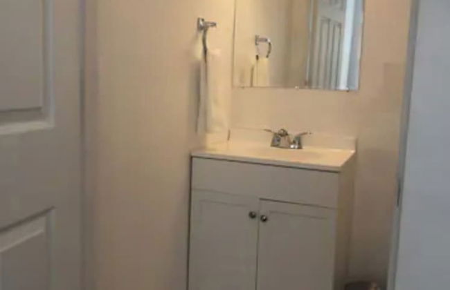 Find Your Comfort at Downtown Cozy 2br/2ba - Foto 15