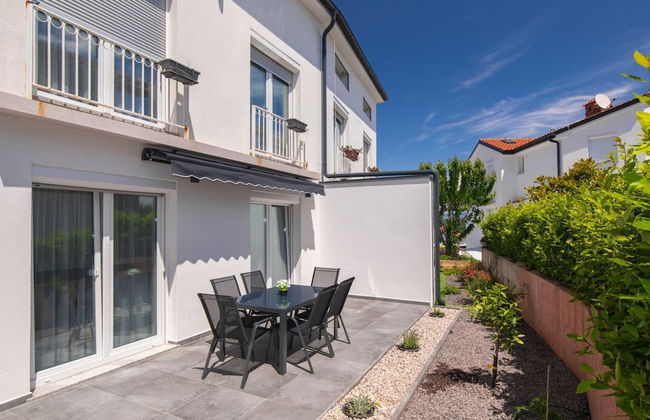 Modern Apartment With Terrace and Private Parking Krk - Foto 11