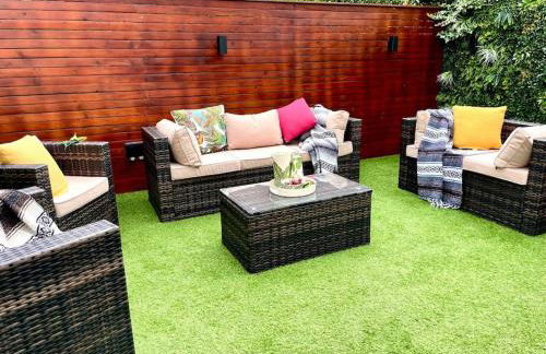 Lovely Central Horsham Home - Foto 17