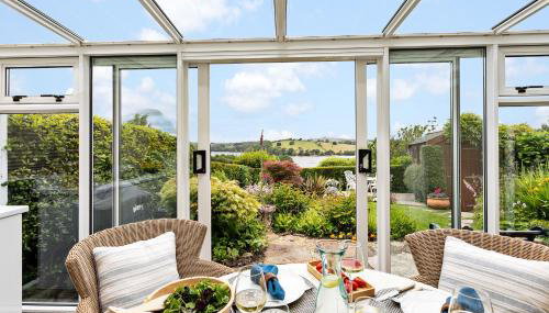 Curlew Cottage - Character Cottage with Superb River Views - Foto 2