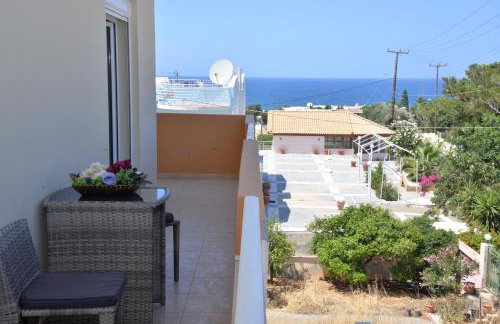 Sunny Rooms - Photo 12