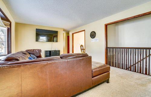 12 Mi to St Paul Pet-Friendly Home with Backyard - Photo 6