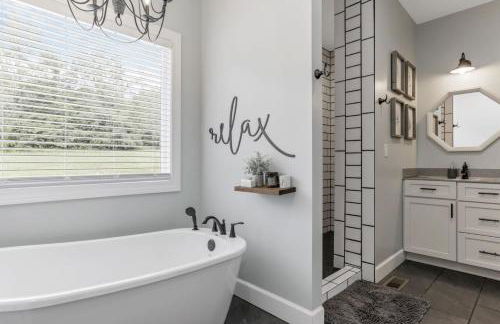 Serenity on Siverly by Purple Munky Hospitality - Foto 23