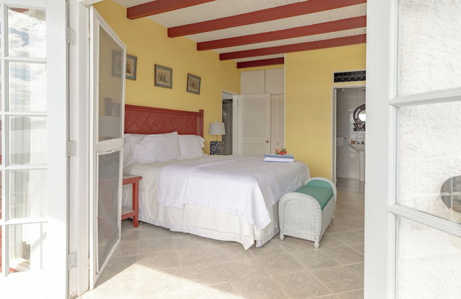 Fort Recovery Beachfront Villa & Suites Hotel - Photo 35