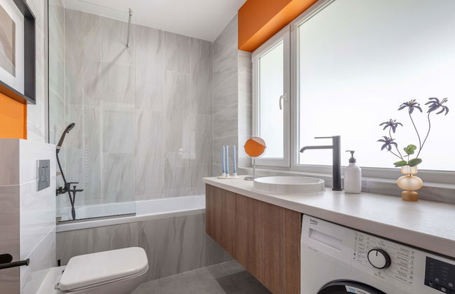 Playful Bright 1BR Near The Faculty of Law - Foto 4