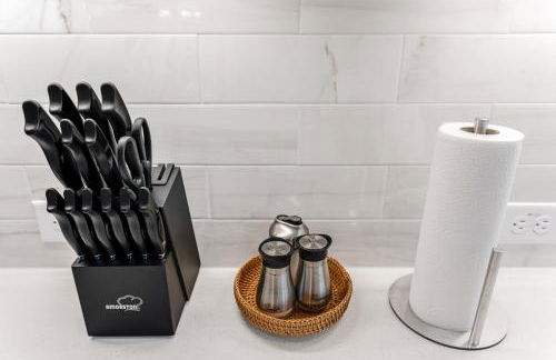 Luxury Oasis - Glam Decor, Putting Green, Arcade Fun & EV Station - Foto 22