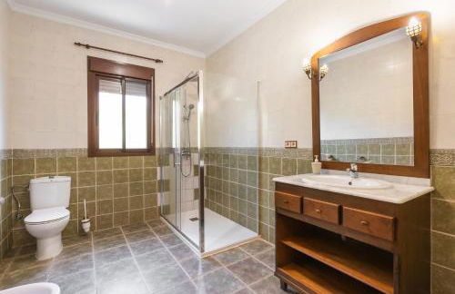 Acogedora Villa Con Piscina, Barbacoa, Chimenea y Vistas a La Sierra - Foto 17