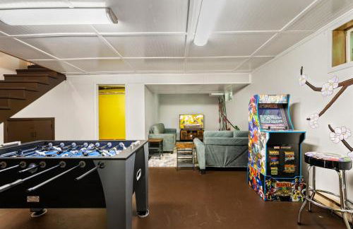 Secluded Home Walk to Marina GameRoom & HotTub - Foto 4