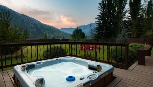 Alpine Highmark by KABINO Hot Tub Fire Pit Fully Fenced Backyard WiFi - Foto 3