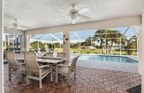 Triple En-Suite Pool Retreat - All Master Bedrooms - Foto 15