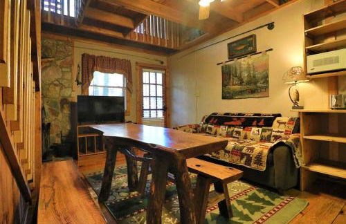 Cute Cabin creek & Firepit #12 - Foto 33