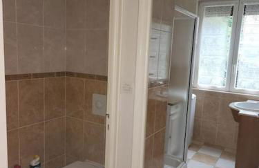 Résidence Centrale Appartement 3 pièces Garage et jardin - Foto 17