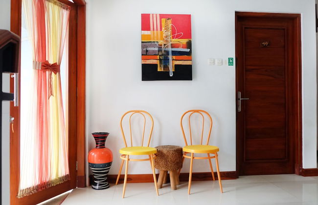 Homestay Jogja dekat Ambarukmo by Simply Homy - Foto 21