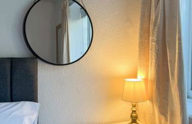 5 Bed Townhouse with Garden & Parking by BrumStay UK - Foto 14