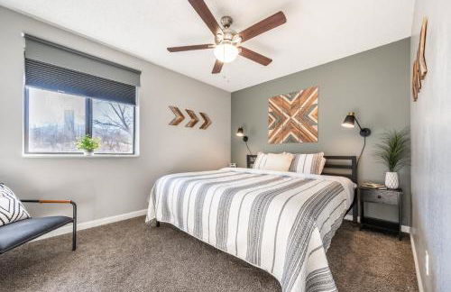 Hillside Horizon Firepit & BBQ w Views - Foto 29