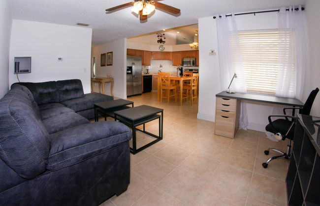 Large Pool With Jacuzzi, Near the Disney Attractions!! - Foto 3