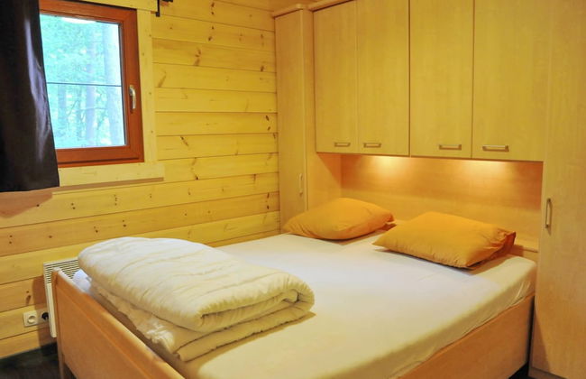 Modern, Wooden Chalet With Wood Burning Stove, in the Forest - Foto 10