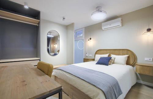 Beautiful apartment in the center surrounded by parks - Photo 15