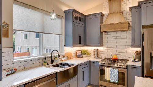 Anchorage Apartment with a View about 3 Mi to Airport - Foto 2