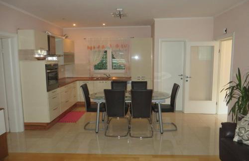 Apartment Simaris - spacious with terrace and sea view - Foto 11