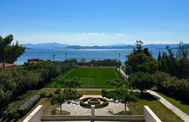 Seaside Villa with Private Football Pitch - Foto 52