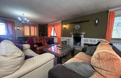 Casa para fiestas 16 personas, barbacoa y terraza - Photo 23