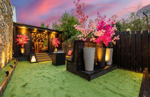 The Secret Garden, Donaghadee - The Hideaway - Stylish 5-Beds, and Lavish 3-Bedrooms - Guests 7 - Super Fast Speed Wi-FI - Foto 70